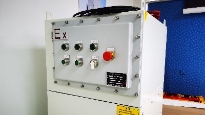 執(zhí)信環(huán)保,工業(yè)防爆集塵器,金屬粉塵除塵設備,生產(chǎn)制造！