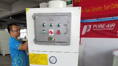 執(zhí)信環(huán)保工業(yè)防爆粉塵吸塵器,防爆除塵設(shè)備10年專業(yè)制造企業(yè)！