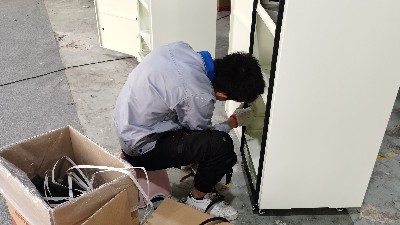 執(zhí)信環(huán)保移動式除塵器,制造加工企業(yè)的煙塵凈化設(shè)備！